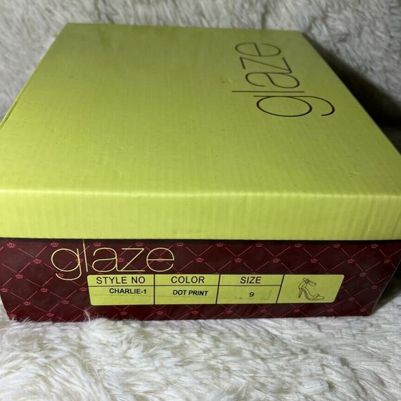 Glaze Charlie Ankle Strap Heels Womens Size 9 Black Polka Dot Print  NEW - Picture 8 of 8